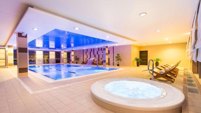 Z-Hotel Business & Spa أوتفوك المظهر الخارجي الصورة
