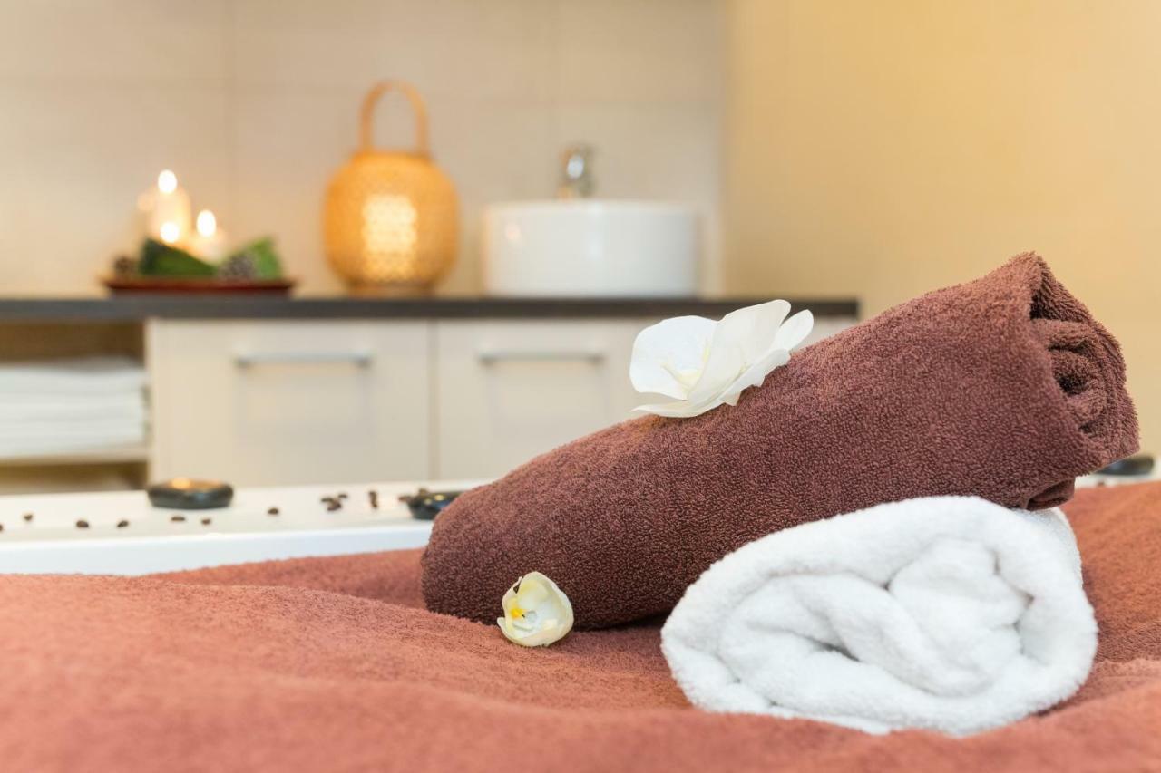 Z-Hotel Business & Spa أوتفوك المظهر الخارجي الصورة